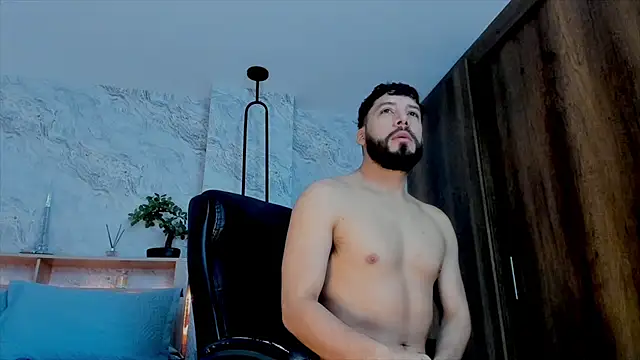 Snapshot of bruno_woods chatting on December 2, 2024, 5:15 pm bruno woods online show from December 2, 2024, 5:15 pm