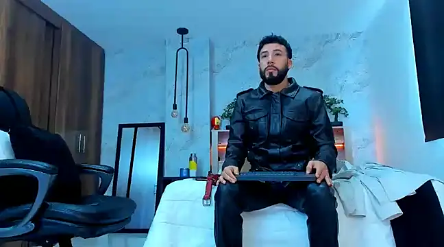 Snapshot of bruno_woods chatting on March 21, 2025, 4:29 pm bruno woods online show from March 21, 2025, 4:29 pm