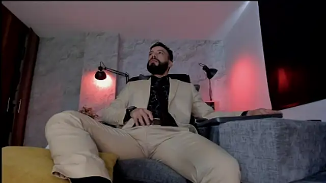 Snapshot of bruno_woods chatting on November 30, 2025, 12:42 pm bruno woods online show from November 30, 2025, 12:42 pm