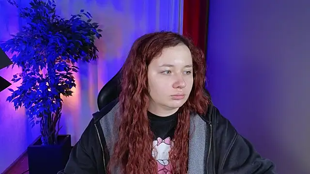 carolina elf online show from October 11, 2025, 6:34 am