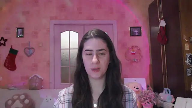 INELIKA online show from February 15, 2026, 9:11 pm