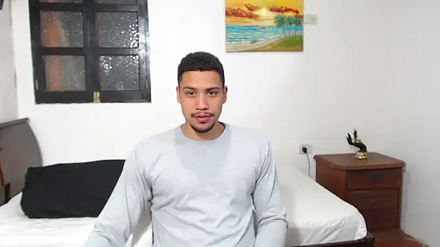 Jhors  Collens online show from December 18, 2025, 5:13 am