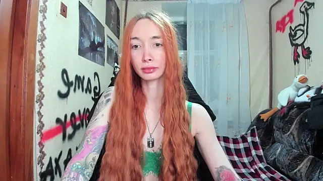 Roxy Silver online show from February 14, 2025, 7:12 pm