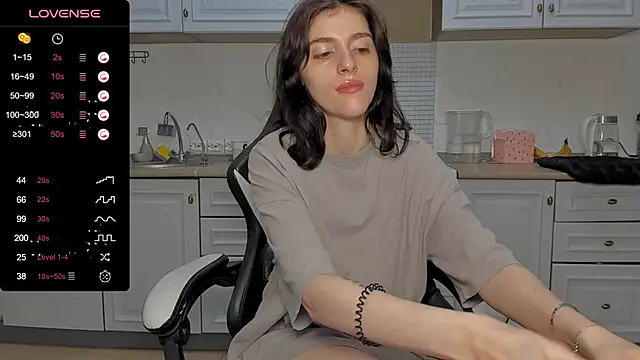 broosnica1 online show from February 1, 2025, 10:15 am