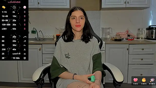 broosnica1 online show from March 14, 2025, 12:40 pm