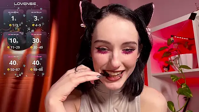 Alice Succuby online show from February 3, 2025, 7:52 pm