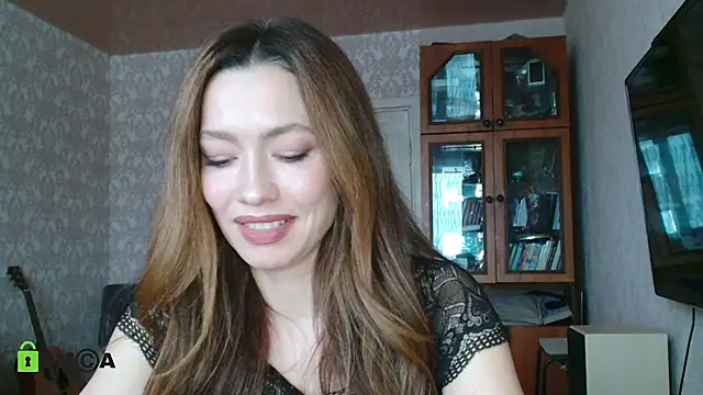 alicia spicy online show from December 2, 2024, 6:52 am