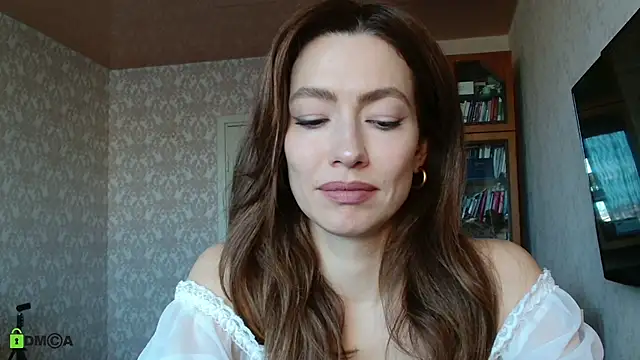 alicia spicy online show from October 12, 2025, 4:44 am