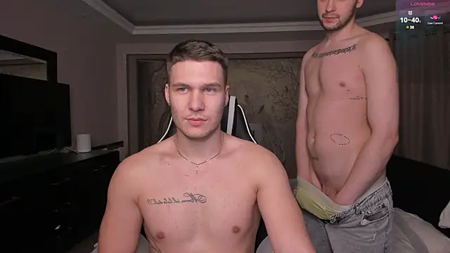 Snapshot of miraacle chatting on December 15, 2024, 10:26 pm miraacle online show from December 15, 2024, 10:26 pm