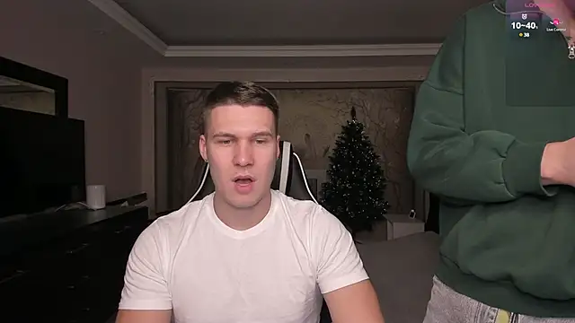 Snapshot of miraacle chatting on December 27, 2024, 6:53 pm miraacle online show from December 27, 2024, 6:53 pm