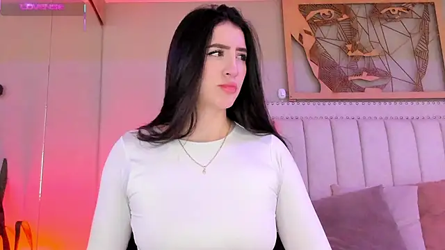  AlejaCruz  online show from October 8, 2025, 11:52 am