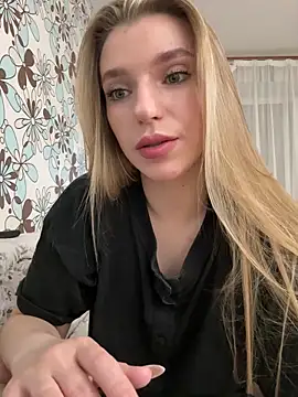 Snapshot of adel_secret chatting on May 26, 2026, 8:38 pm adel secret online show from May 26, 2026, 8:38 pm
