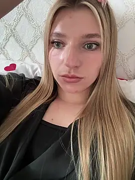 Snapshot of adel_secret chatting on May 30, 2026, 3:31 pm adel secret online show from May 30, 2026, 3:31 pm