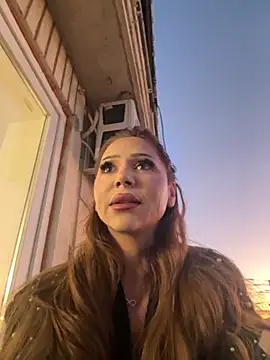 Snapshot of GinaMence chatting on September 18, 2025, 4:42 pm GinaMence online show from September 18, 2025, 4:42 pm