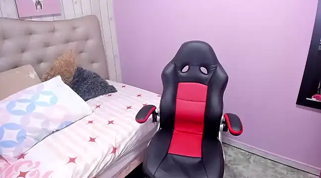 Latin Rachell3 online show from December 28, 2024, 8:25 pm