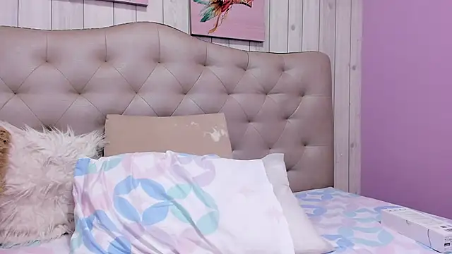 Latin Rachell3 online show from March 4, 2025, 1:12 am