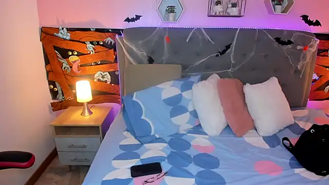 Latin Rachell3 online show from October 25, 2025, 10:48 pm