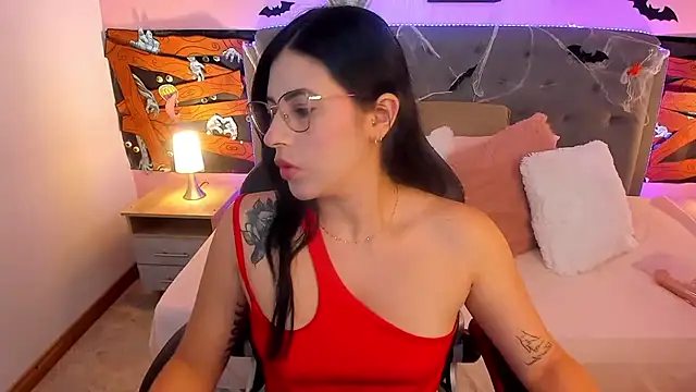 Latin Rachell3 online show from October 30, 2025, 11:05 pm