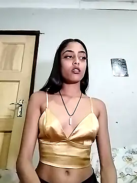 cleopatra-phaedra online show from September 10, 2025, 3:56 pm