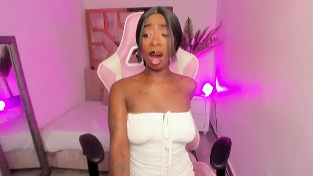 Snapshot of Anny_osorio chatting on March 1, 2025, 7:26 pm Anny osorio online show from March 1, 2025, 7:26 pm