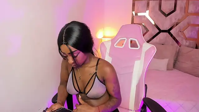 Snapshot of Anny_osorio chatting on March 22, 2025, 11:53 pm Anny osorio online show from March 22, 2025, 11:53 pm