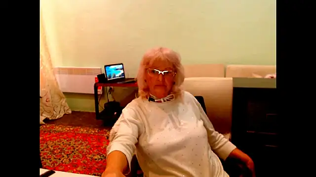 Natali7634 online show from October 6, 2025, 8:56 am