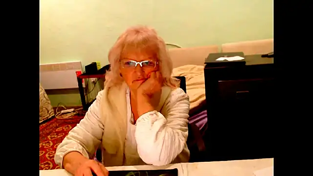 Snapshot of Natali7634 chatting on December 17, 2025, 3:12 am Natali7634 online show from December 17, 2025, 3:12 am