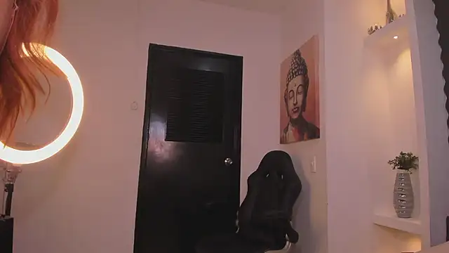 jenaa  online show from February 3, 2026, 12:10 pm