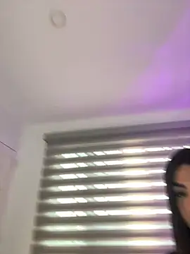 Snapshot of babybriexxx chatting on December 18, 2024, 6:25 pm babybriexxx online show from December 18, 2024, 6:25 pm