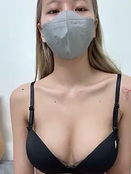 Lucy-Gold online show from March 26, 2026, 12:55 pm