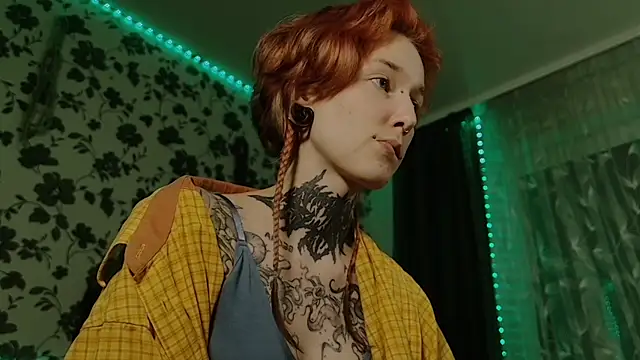 Snapshot of Littlespacemouse chatting on February 1, 2025, 4:33 pm Littlespacemouse online show from February 1, 2025, 4:33 pm