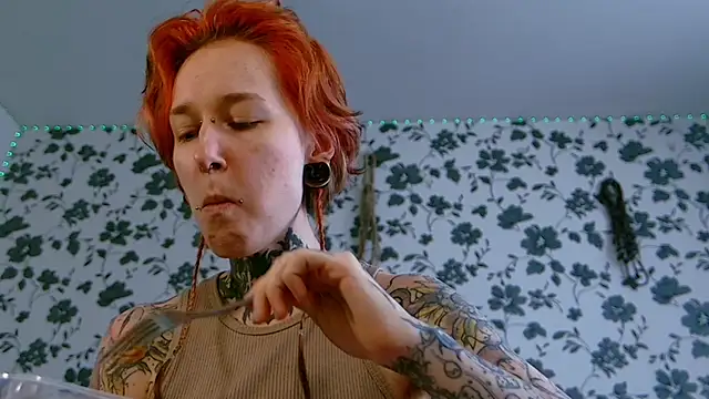 Snapshot of Littlespacemouse chatting on February 2, 2025, 7:52 am Littlespacemouse online show from February 2, 2025, 7:52 am