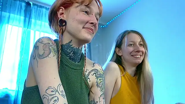 Snapshot of Littlespacemouse chatting on February 11, 2025, 8:26 am Littlespacemouse online show from February 11, 2025, 8:26 am