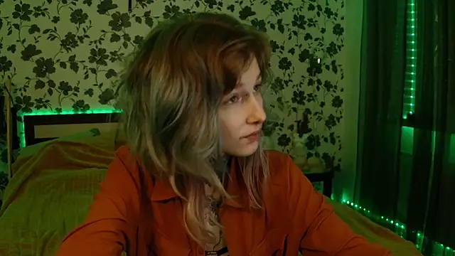 Snapshot of Littlespacemouse chatting on October 14, 2025, 11:16 pm Littlespacemouse online show from October 14, 2025, 11:16 pm