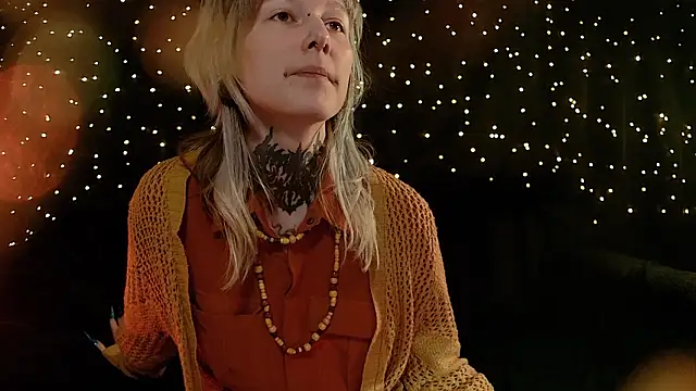 Snapshot of Littlespacemouse chatting on February 22, 2026, 11:42 am Littlespacemouse online show from February 22, 2026, 11:42 am