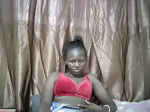 Snapshot of blackdollshe chatting on October 30, 2025, 12:06 pm blackdollshe online show from October 30, 2025, 12:06 pm