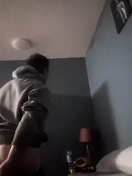 Snapshot of jonnyjenner chatting on October 10, 2025, 2:32 am jonnyjenner online show from October 10, 2025, 2:32 am