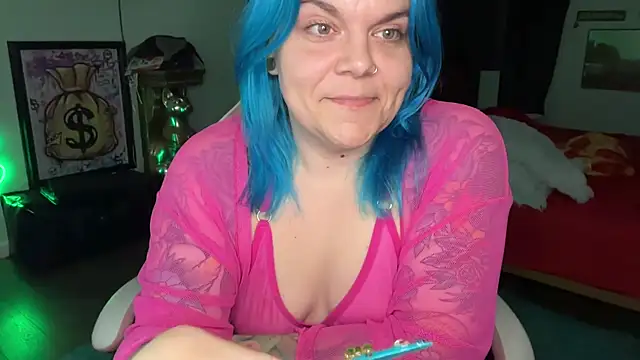 CherryBombBomb online show from February 10, 2026, 5:55 am