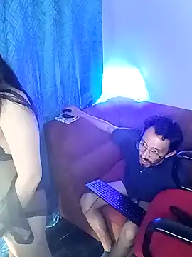 Snapshot of Caroll_Luna chatting on December 5, 2024, 3:48 am Caroll Luna online show from December 5, 2024, 3:48 am