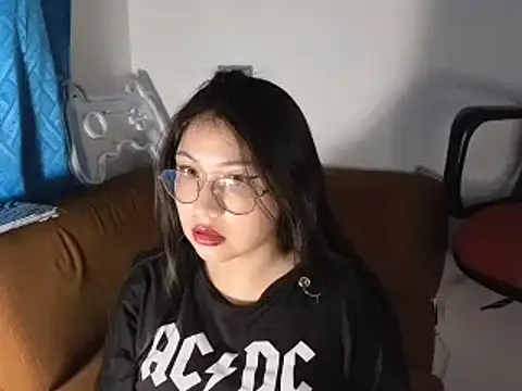 Snapshot of Caroll_Luna chatting on December 26, 2024, 3:06 am Caroll Luna online show from December 26, 2024, 3:06 am