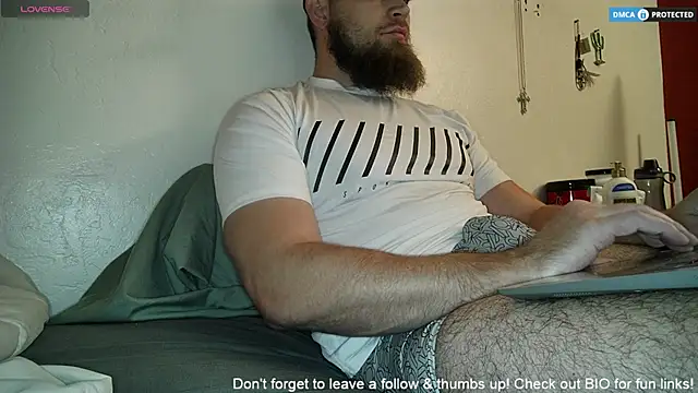 Snapshot of dikdowndaddy chatting on March 30, 2026, 8:32 pm dikdowndaddy online show from March 30, 2026, 8:32 pm