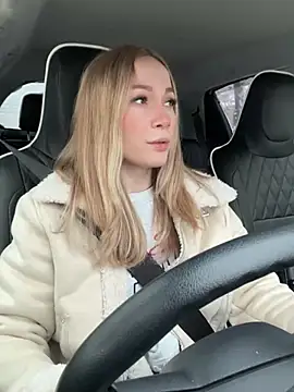 Snapshot of LavenderHot chatting on January 18, 2025, 3:09 am LavenderHot online show from January 18, 2025, 3:09 am