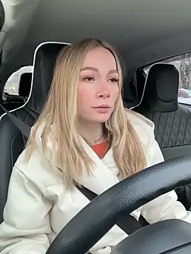 Snapshot of LavenderHot chatting on January 27, 2025, 3:15 am LavenderHot online show from January 27, 2025, 3:15 am