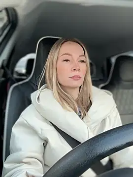 Snapshot of LavenderHot chatting on February 20, 2025, 2:18 am LavenderHot online show from February 20, 2025, 2:18 am