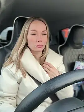 Snapshot of LavenderHot chatting on February 21, 2025, 1:55 am LavenderHot online show from February 21, 2025, 1:55 am