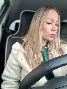 Snapshot of LavenderHot chatting on March 9, 2025, 2:07 am LavenderHot online show from March 9, 2025, 2:07 am