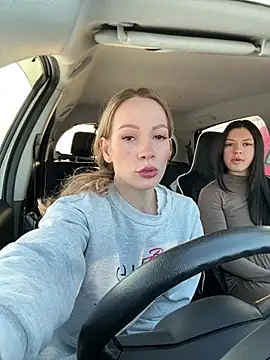 Snapshot of LavenderHot chatting on March 12, 2025, 2:20 am LavenderHot online show from March 12, 2025, 2:20 am