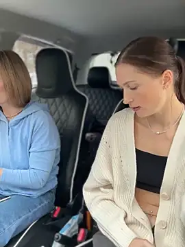 Snapshot of LavenderHot chatting on October 8, 2025, 2:09 am LavenderHot online show from October 8, 2025, 2:09 am