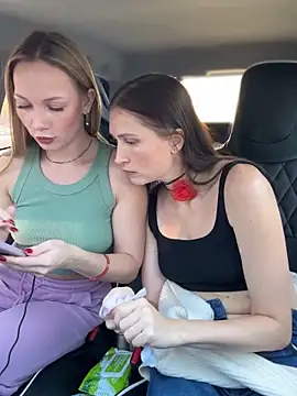 Snapshot of LavenderHot chatting on October 14, 2025, 3:18 am LavenderHot online show from October 14, 2025, 3:18 am