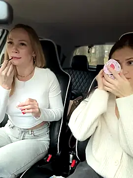 Snapshot of LavenderHot chatting on October 24, 2025, 1:46 am LavenderHot online show from October 24, 2025, 1:46 am